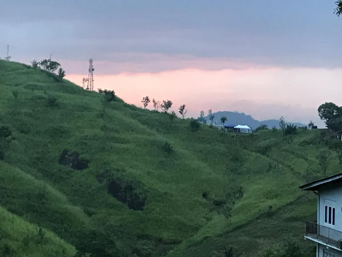 Tikiri Latha Hanthana location